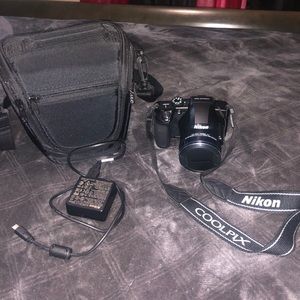 Nikon Coolpix B600